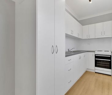 NEAT 2 BEDROOM - Photo 5