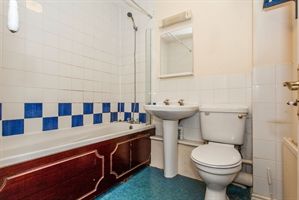 2 bedroom mid-terrace to rent Lucerne Close, Cherry Hinton, CB1 - Photo 4