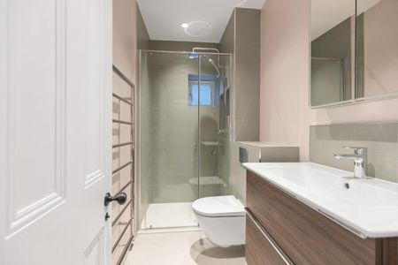 Savernake Road, London - Photo 5