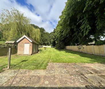 3 bedroom bungalow to rent - Photo 1