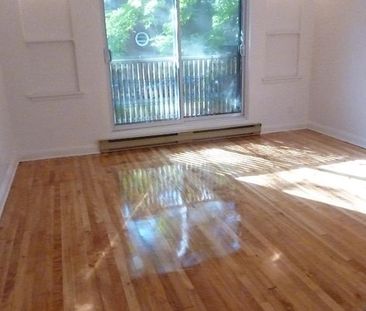 N.D.G. NDG, 3-1/2 (800pc) totalement renove, Juillet Juillet, NDG T... - Photo 3