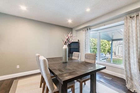 For Lease - 33 Strathroy Crescent, Hamilton, Ontario - Photo 4