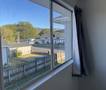 Newly Renovated in Wallaceville - Photo 2