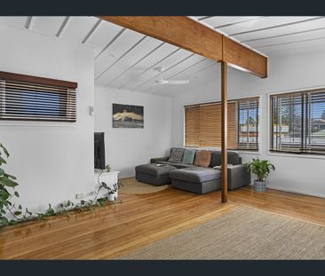 1/2040 Gold Coast Highway, Miami, Qld 4220 - Photo 2