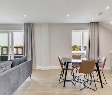 Modern two bedroom apartment on Purley Avenue, NW2. - Photo 6