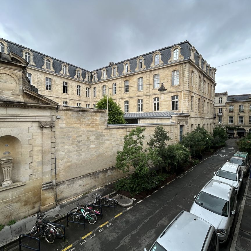 BORDEAUX / MUSEE D'AQUITAINE - T3 Meublé - 72m² - Photo 1