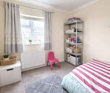 3 bedroom terraced house to rent - Photo 4