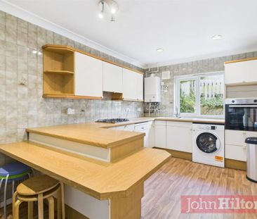 Staplefield Drive, Brighton - Photo 6