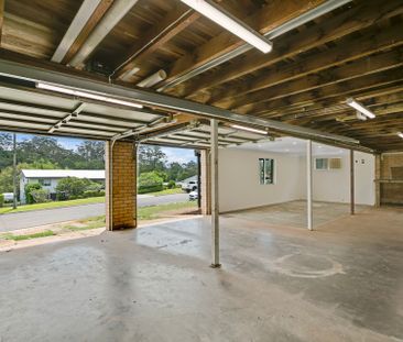 Comfortable 3 Bedroom Home in a Peaceful Location - Photo 6