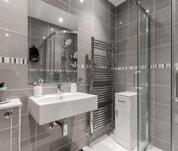 Arundel Road, Kingston, KT1 - Photo 3