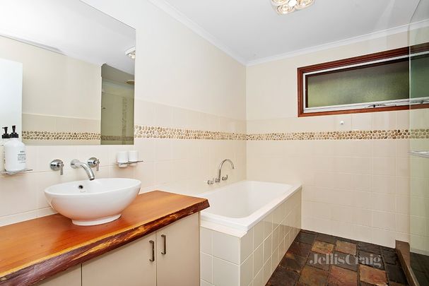 3 Doodson Ct, Eltham - Photo 1