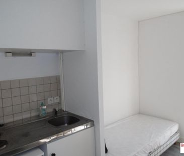 Location Appartement 1 pièce 13m² POITIERS 86000 - Photo 6
