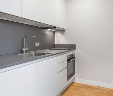 Flat to rent - Photo 3