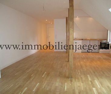 Am Saseler Markt - Modernes Dachstudio - großzügiges Loft-Wohnen mi... - Photo 1