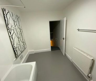 2 Bed Terraced House, Roxburgh St, L4 - Photo 5