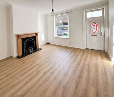 2 bedroom terraced house to rent - Photo 4