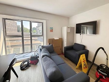 1 bedroom property to rent - Photo 2