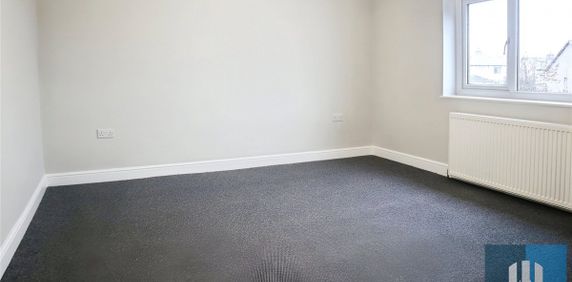 Wakefield Road, Dalton, Huddersfield, HD5 - Photo 2