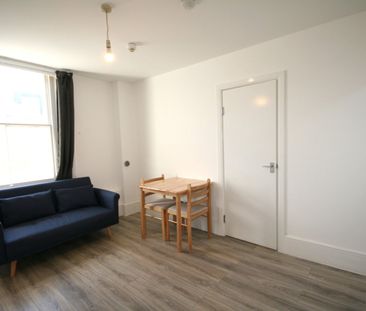 1 Bed Flat, Clanricarde Gardens, W2 - Photo 5