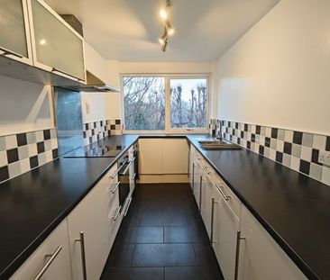 2 Bed Flat, Queenswood Gardens, E11 - Photo 6