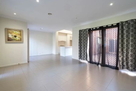 3 Lerderderg Walk, Mernda VIC 3754 - Photo 5