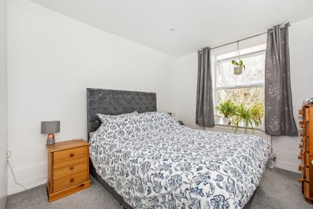 81 Hervey Road, Blackheath, SE3, London - Photo 4