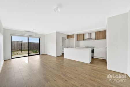 Welcome to effortless living in the heart of Donnybrook! - Photo 4