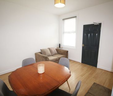 77 Canwick Road, Lincoln, Lincolnshire, LN5 8HE, United Kingdom - Photo 3