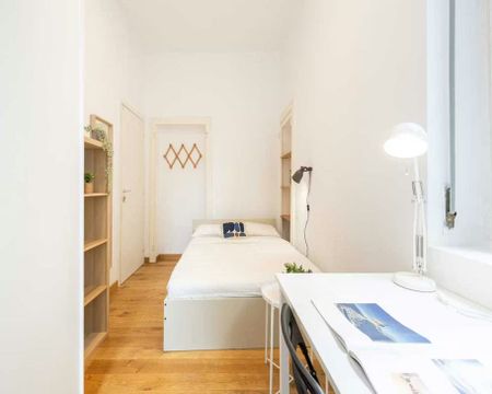 Via Bartolomeo Sestini, Milan, Lombardy 20161 - Foto 2