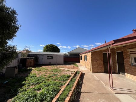 16 Eyre Highway, Port Augusta West - Photo 4