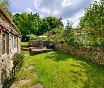 Russell Cottage, Miserden, Stroud, GL6 - Photo 5