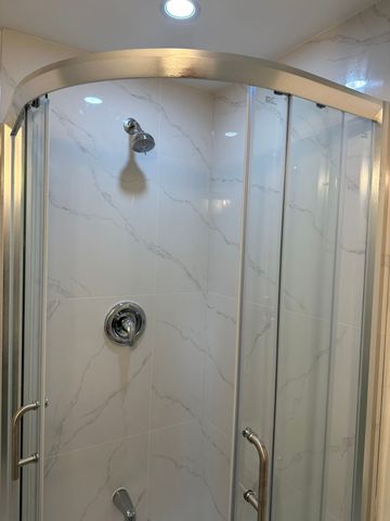 For Lease - 22 Hazelglen Court, Brampton, Ontario - Photo 2