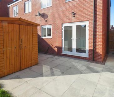 3 bedroom semi-detached house to rent - Photo 6
