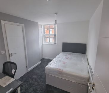 6 Bed Ensuite | House To Rent - Photo 3