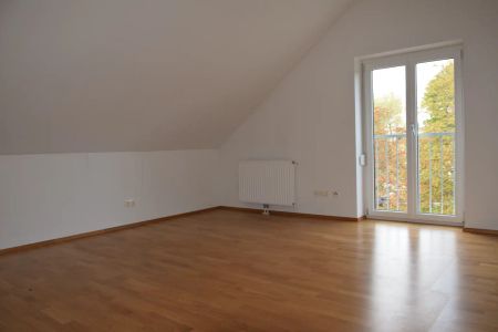 Schöne 3-Zimmer Wohnung im Dachgeschoss - Foto 5