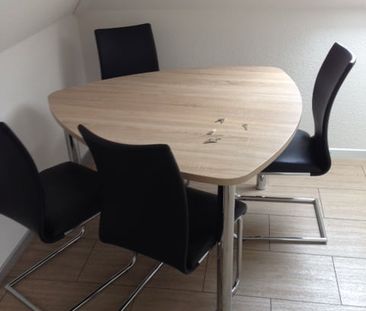 Perfekte Wohnung für Pendler und Studenten! Möbliert! - Photo 1