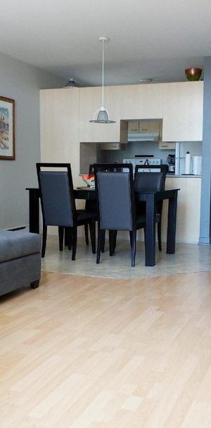 Grand 4 1/2 style condo à louer à Boisbriand - Photo 1