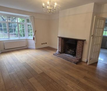 4 bedroom detached house to rent - Photo 2