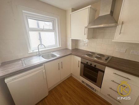 2 bedroom flat to rent - Photo 5