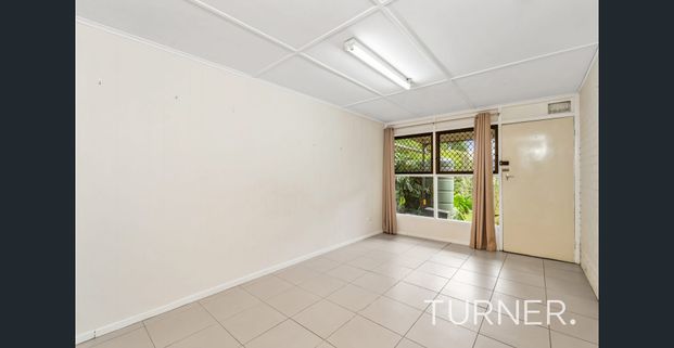 GOOD 4 BEDROOM FAMILY HOME - Photo 1