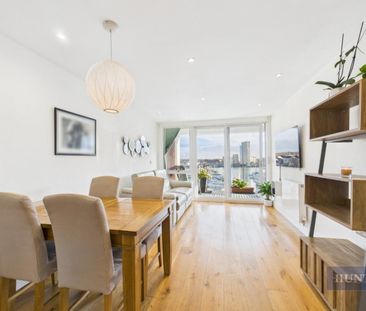 2 bedroom Flat To Let - Photo 2