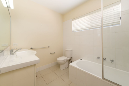 Stylish & Central! - Photo 5