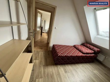 Pronájem bytu 3+kk 71 m - Fotografie 3