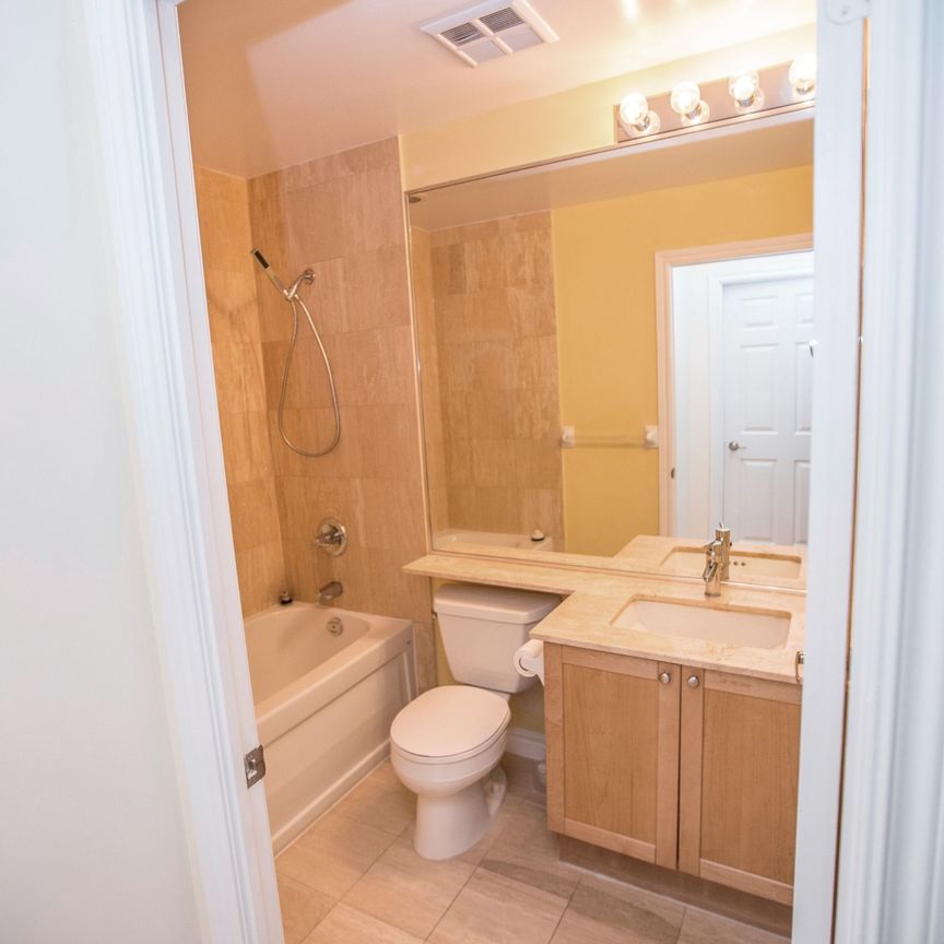 For Lease - 761 Bay Street Unit# 3401, Toronto, Ontario - Photo 1