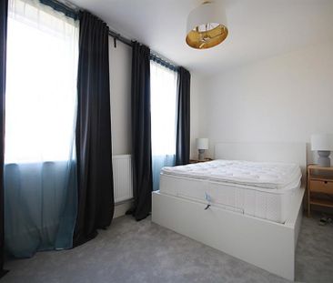 4 Bedroom Terraced To Let - Photo 5