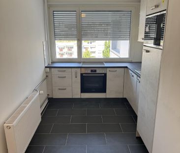 2.5 Zimmer, 61 m², 7. Stock - Photo 2