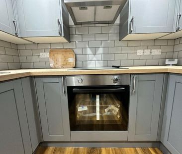 Room in a Shared Flat, Alfreton Road, NG7 - Photo 4