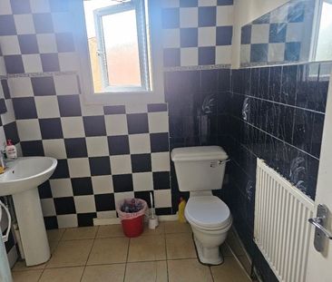 Room in a Shared House, Mordaunt Road, NW10 - Photo 5