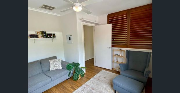 Comfortable and Convenient 3-Bedroom House with Indoor Spa and Outdoor Entertainment Area - Photo 1