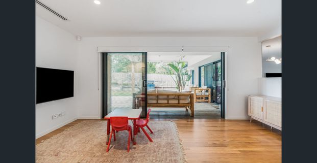 Freshly Updated Living in an Ideal Belmont Location - Photo 1